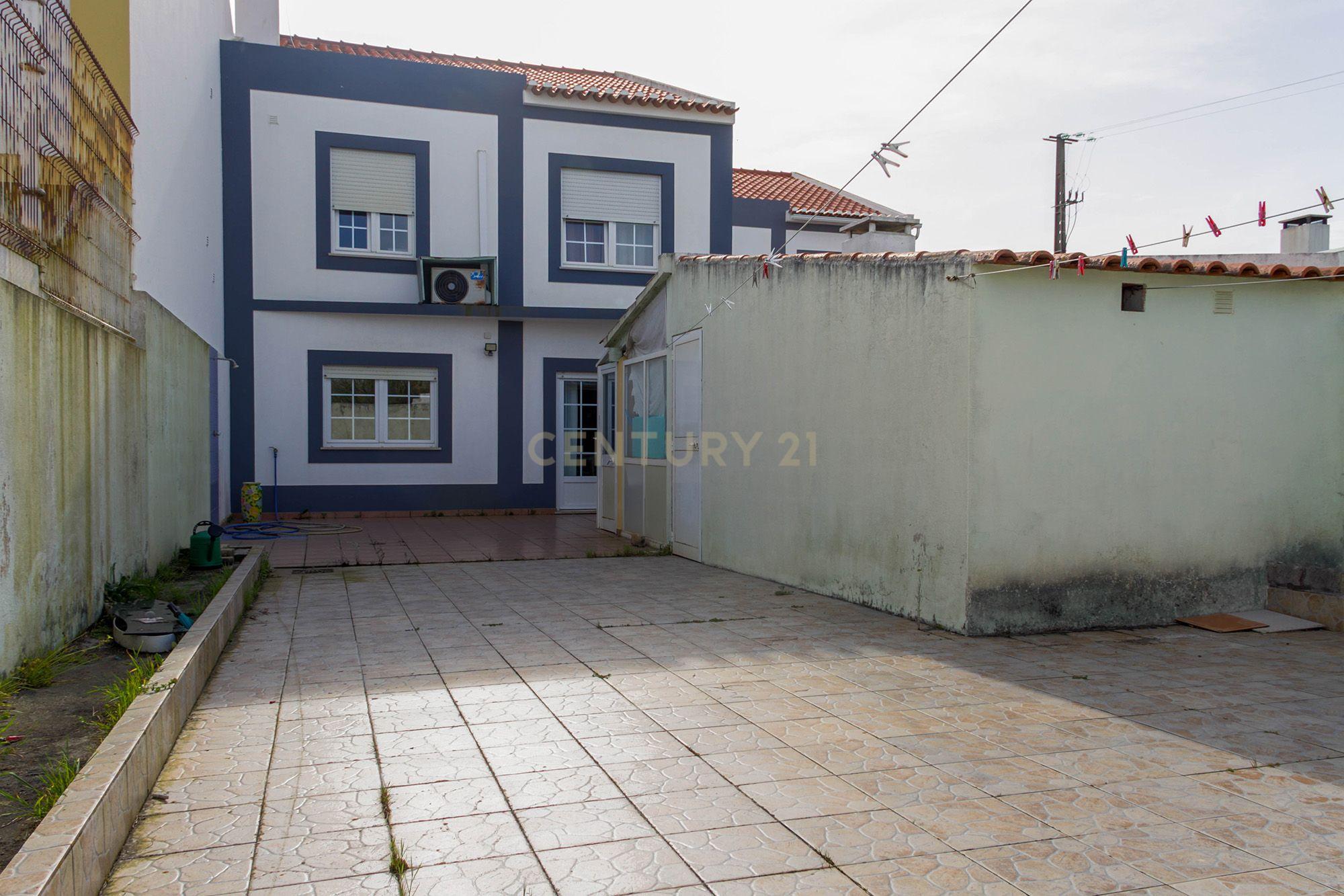 Moradia T3 para Venda na Praia da Areia Branca, Lourinhã - Image 31