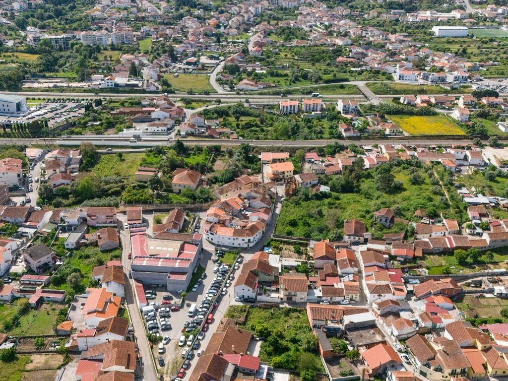 Moradia e terreno para construção – S. Martinho do Bispo – Coimbra - Image 10