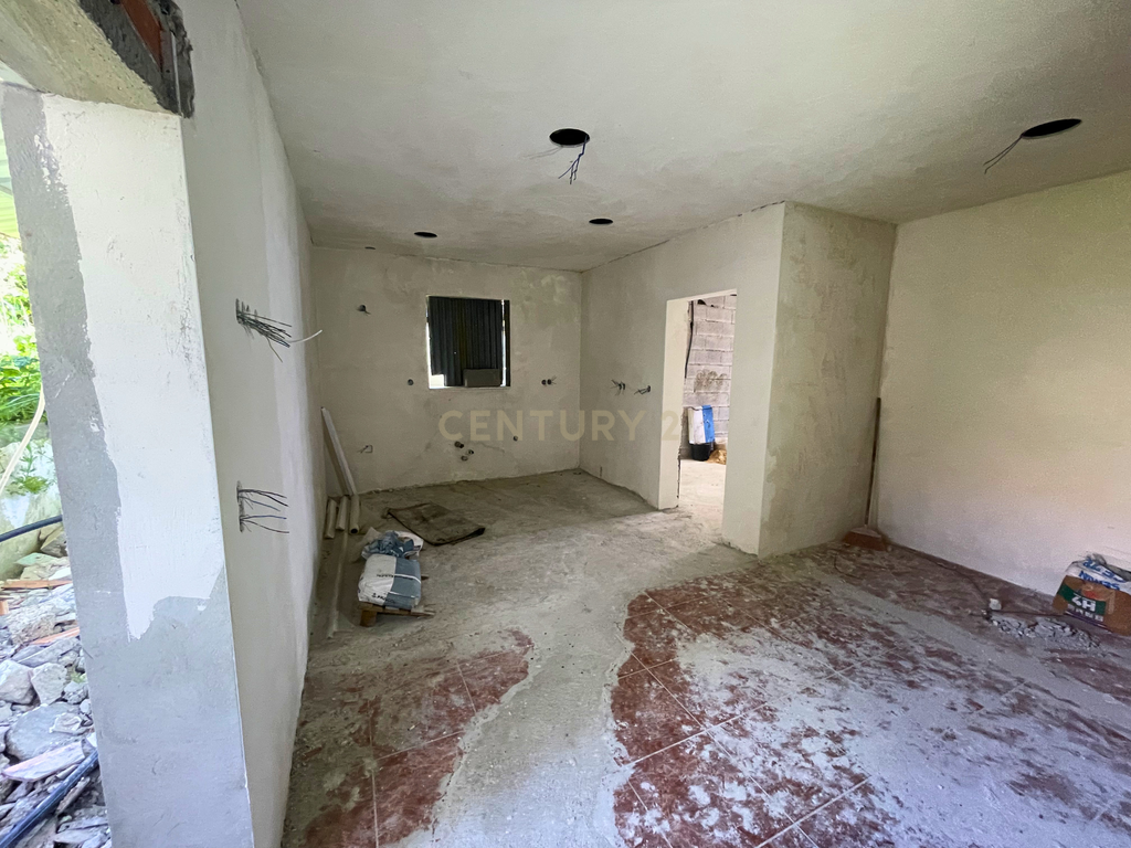 Casa para restauro em Duas Igrejas / Paredes - Image 19