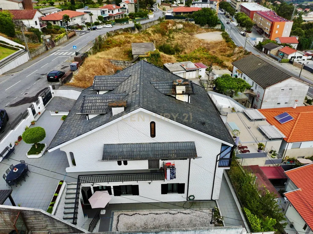 Moradia T6 Mesão Frio, Guimarães - Image 71