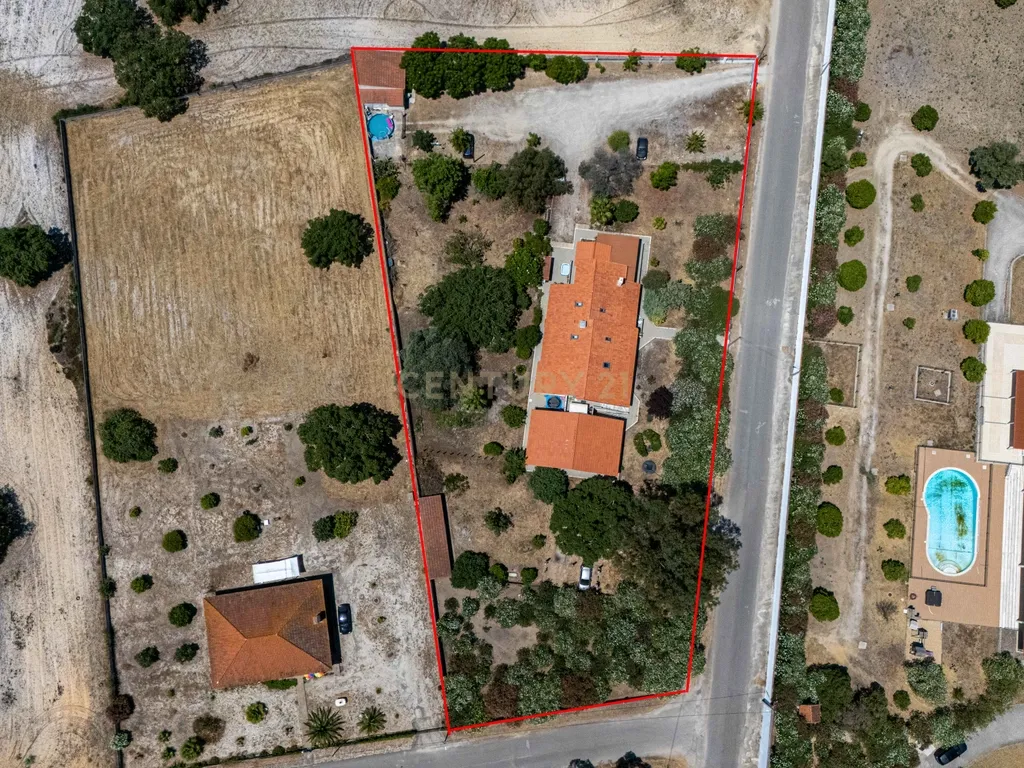 Moradia Exclusiva para Investimento em Quinta do Anjo, Palmela - Image 104