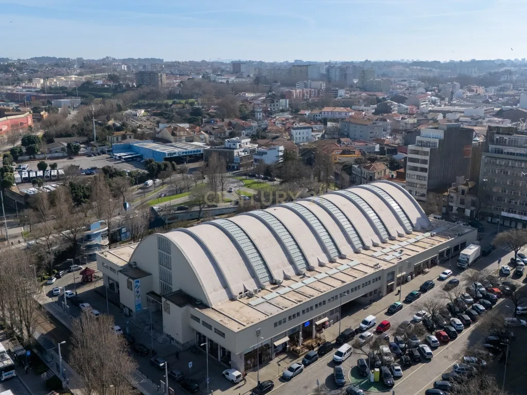 🏪 Loja para Trespasse no Mercado Municipal de Matosinhos – Ideal para Restauração - Image 17