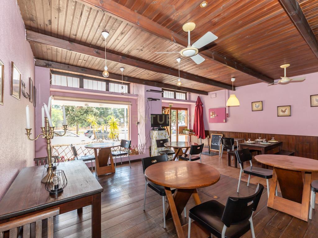 Restaurante "República dos Frangos" – Oportunidade Única em São João, Junto à Praia - Image 16