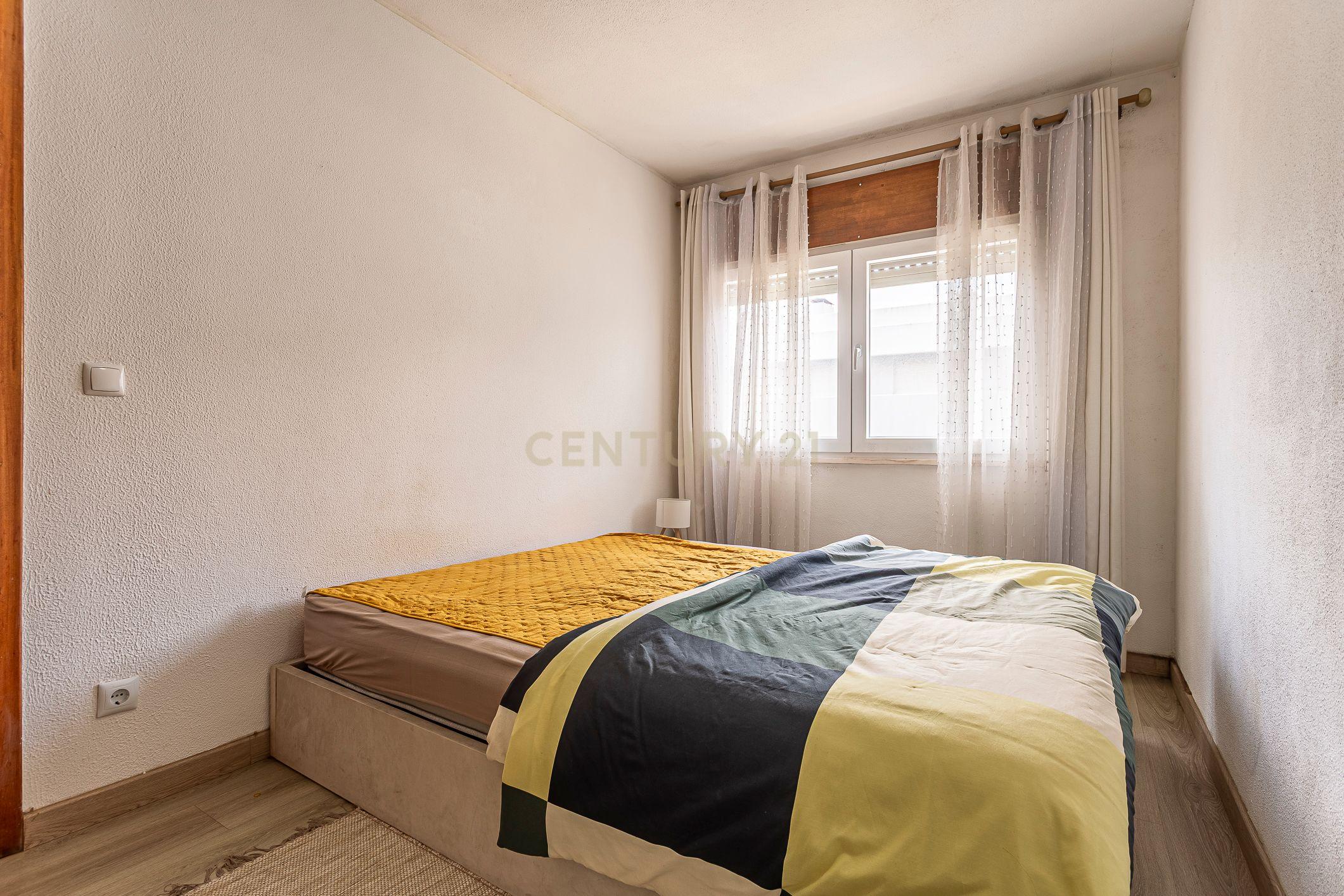 Fotografia 5 de T2 Totalmente Renovado | 101 m² | Praça de Portugal | Pronto a Habitar