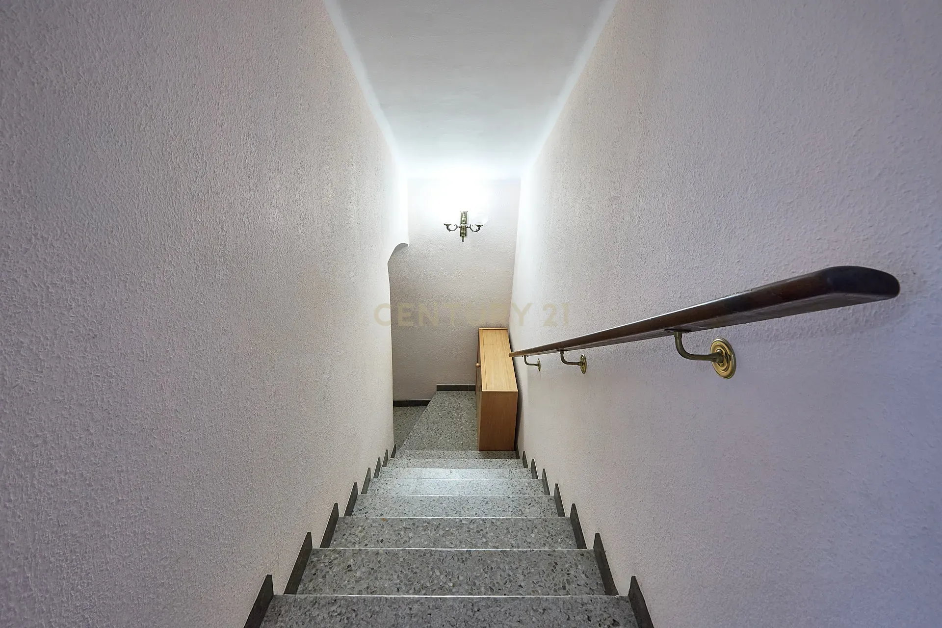 - Image 26