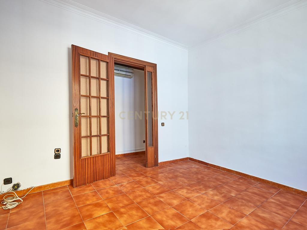  - Image 9