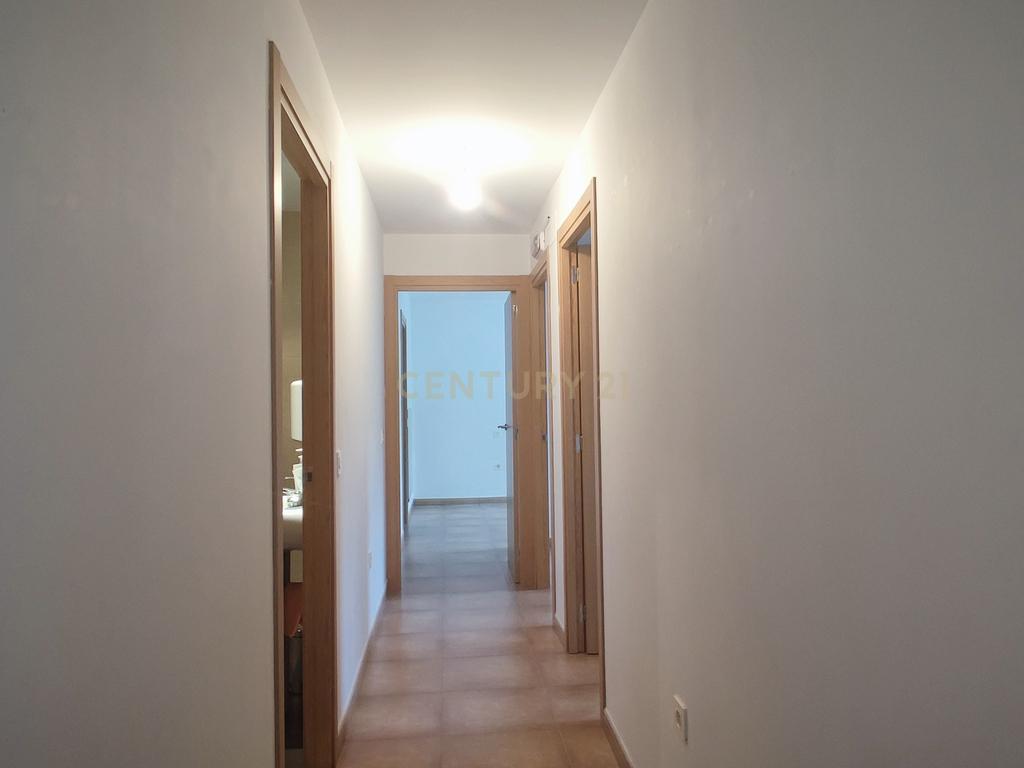 Moderna Moradia T3 em Cáceres com Vista e Acessibilidade - Image 12