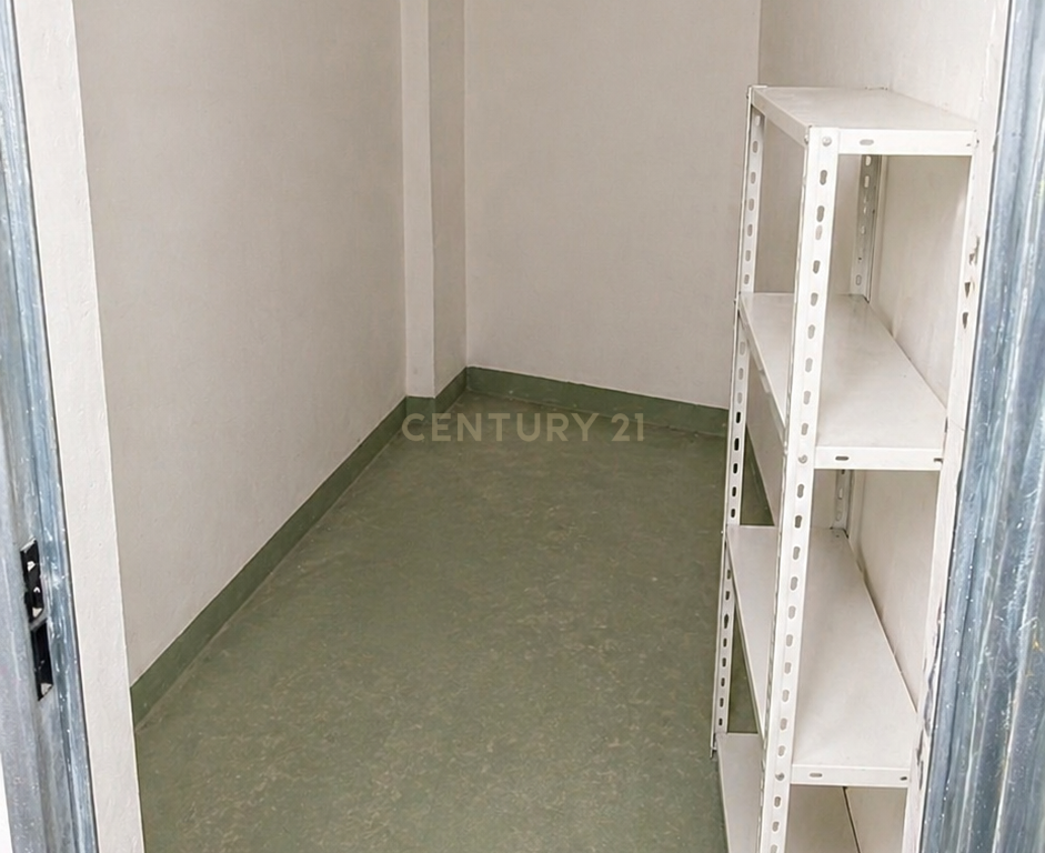 - Image 1