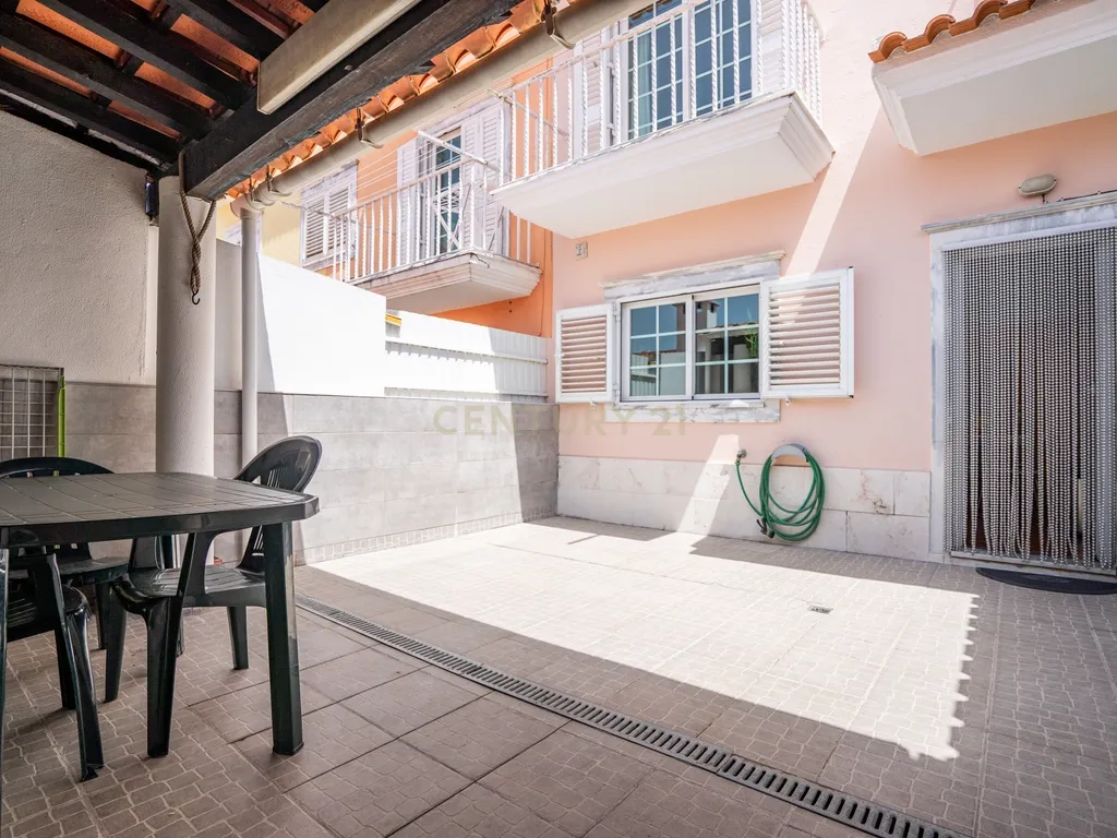 Moradia T3 em Quinta do Conde, Sesimbra - Oportunidade Única - Image 7