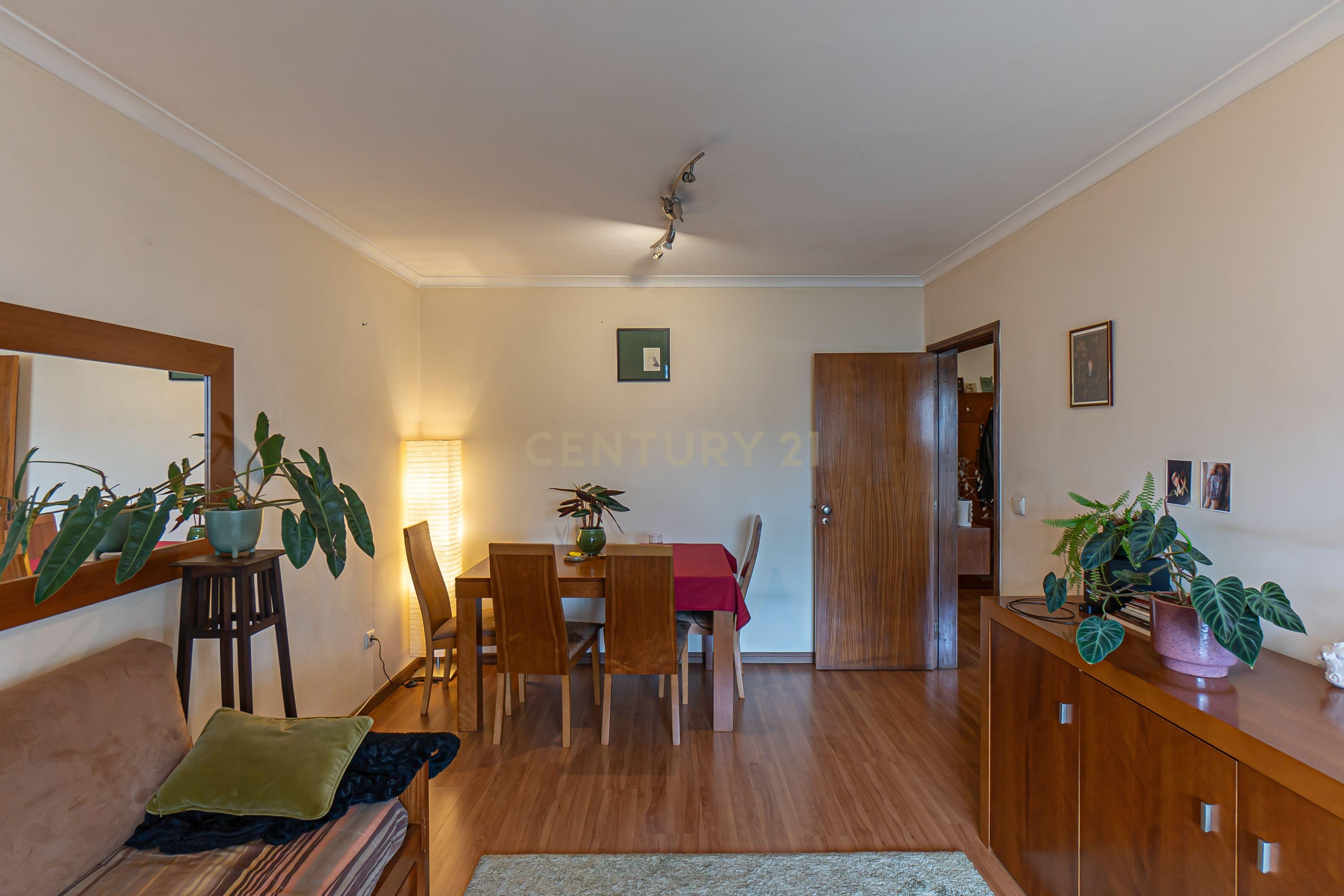 Apartamento T1 com garagem e varanda à Venda – Constituição | Porto Junto ao Vitalis Park (Centro de Treinos FCP) - Image 15
