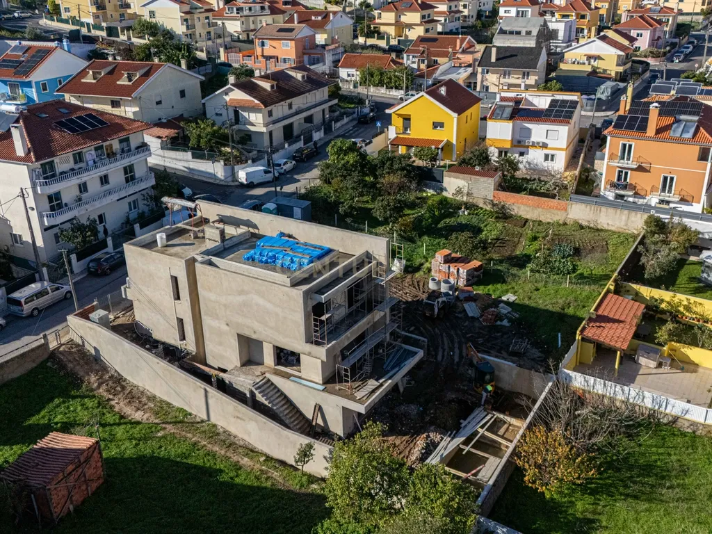Moradia de Luxo T4 com Rooftop | Nova Construção | São Domingos de Rana – Cascais - Image 19