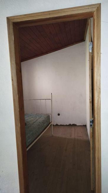 Moradia para reconstrução em Maçãs de D. Maria - Image 12