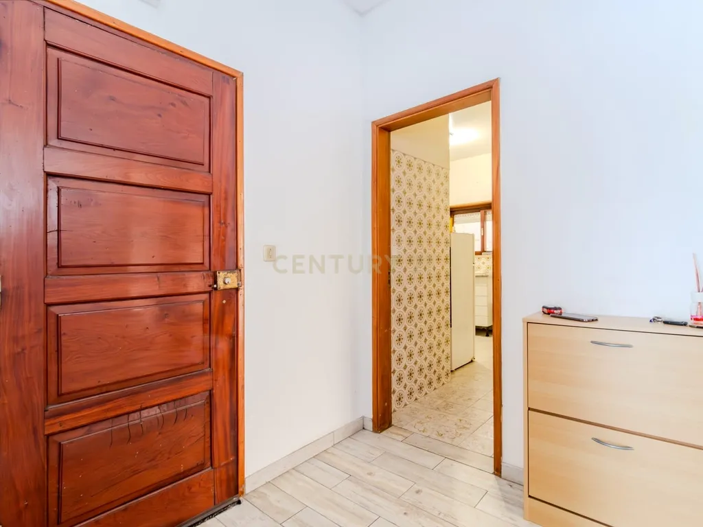 Moradia T3 + T1 + Espaço Comercial – Oportunidade Única no Centro da Vieira de Leiria - Image 28