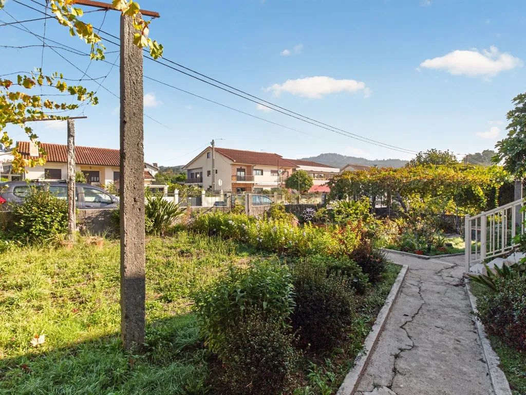 MORADIA T3 EM ESPINHO - BRAGA | 800 M² DE TERRENO | JARDIM | VISTA PANORÂMICA - Image 24
