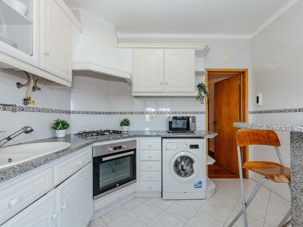 Apartamento T3 Almoinha - Sesimbra - Image 8