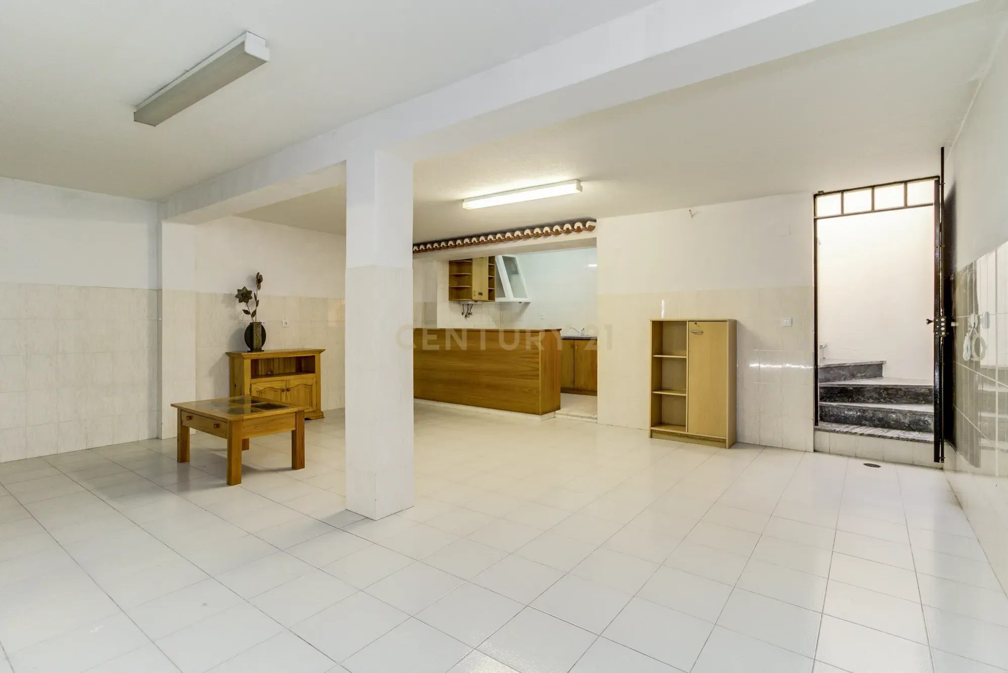 Moradia T4, Praia Santo Amaro de Oeiras e Estação de Comboios - Image 48