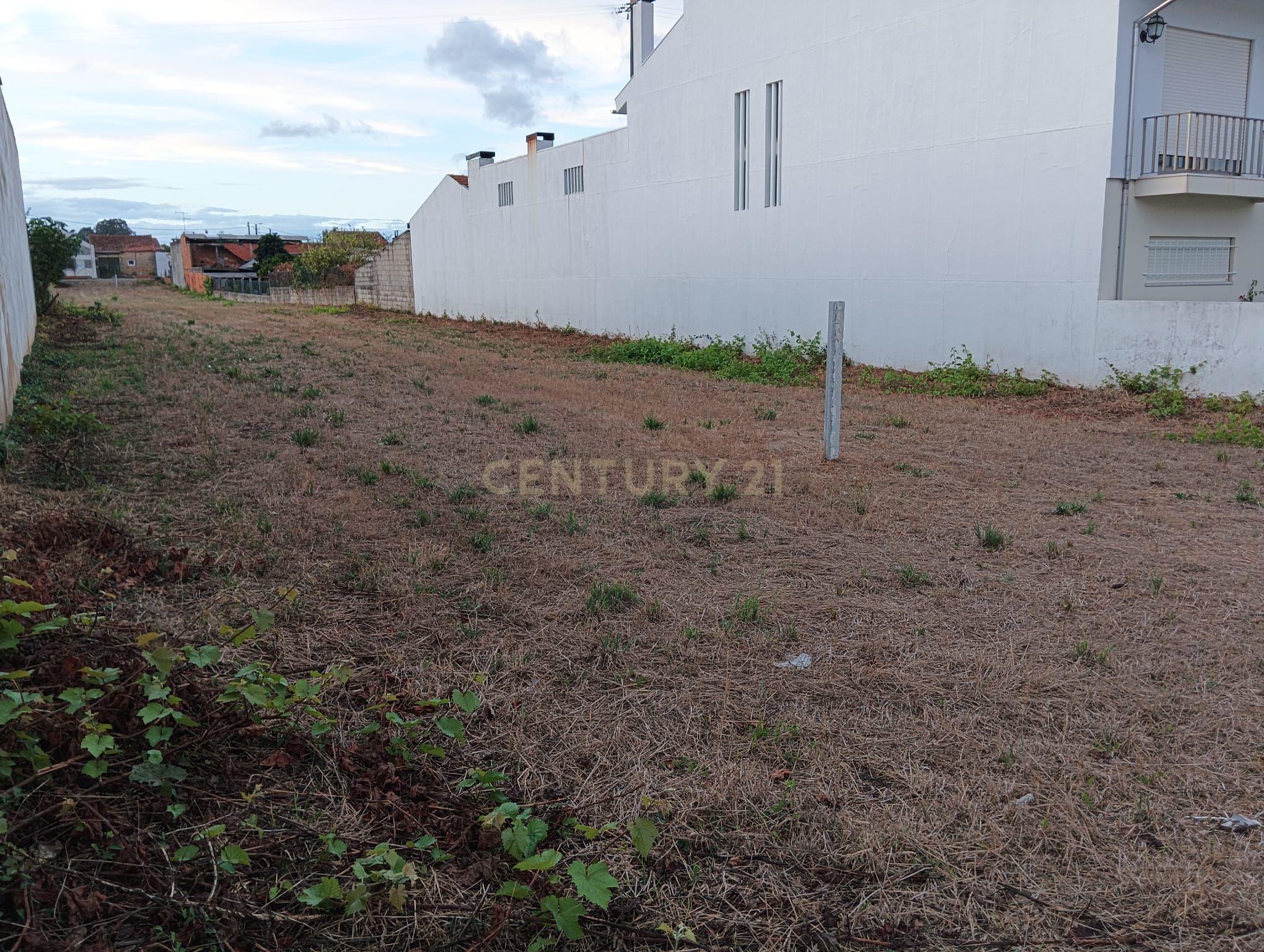 Fotografia 7 de terreno urbanizável com 1.789 m², em Fermentelos, concelho de Águeda.