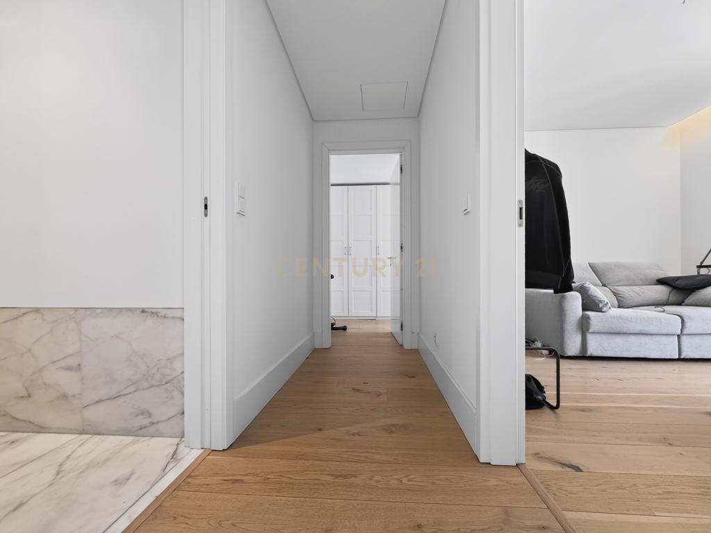 Apartamento T2 em Arroios, Lisboa - Image 9
