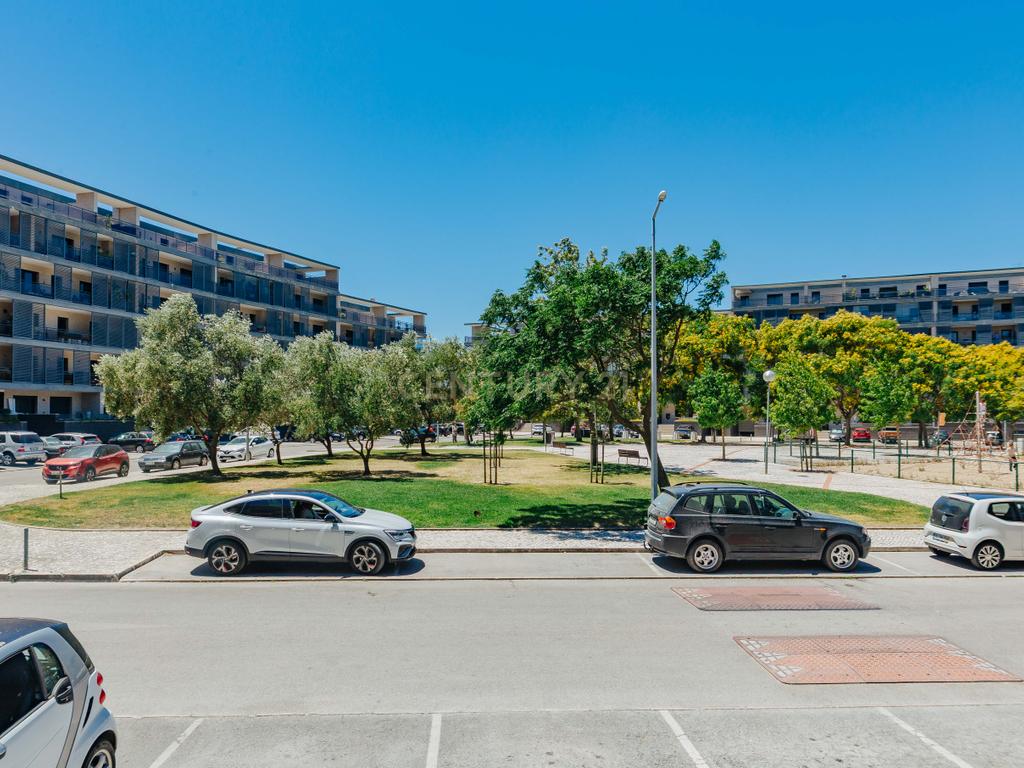 T3 com Terraços em Alcochete | A 20 Minutos de Lisboa - Image 12