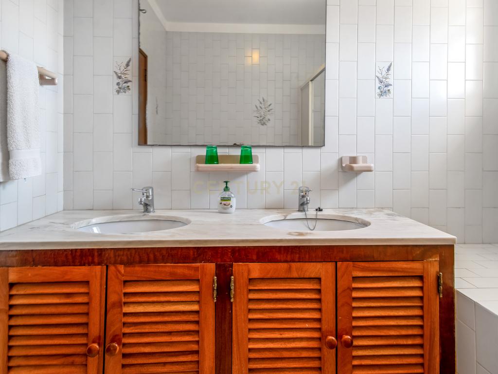 Apartamento T2 em Alvor a 5m da praia três irmãos - Image 16
