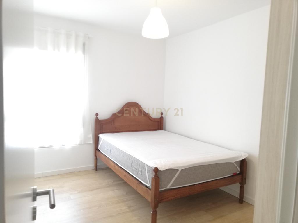 Apartamento T2 em Paço de Arcos para arrendar - Reservado - Image 10