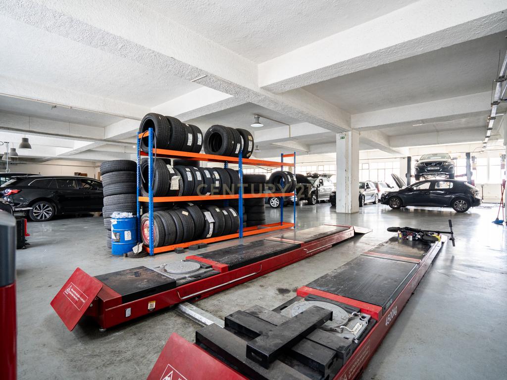 Armazém com 947 m2 a 5 min. do Aeroporto de Lisboa - Image 17