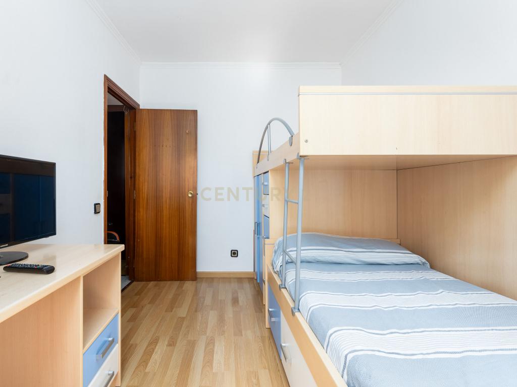 Pis lluminós al cor de Cerdanyola, als peus de Collserola - Image 18