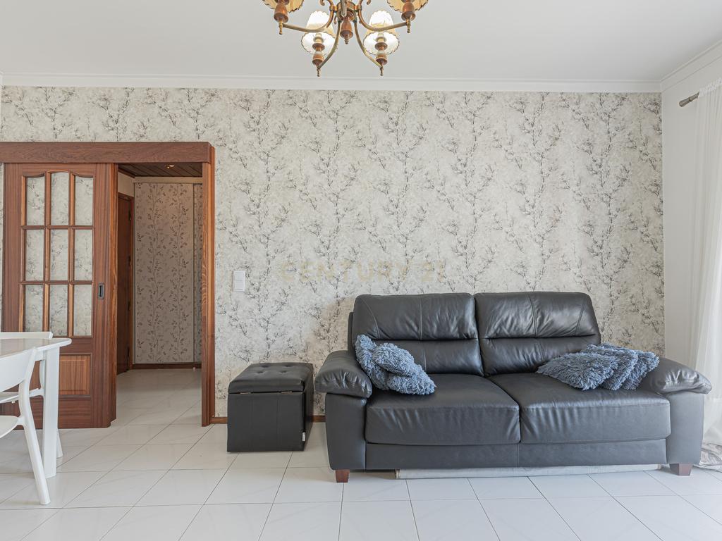 Magnífico apartamento T2 no Feijó - 1 andar com elevador  - Image 10