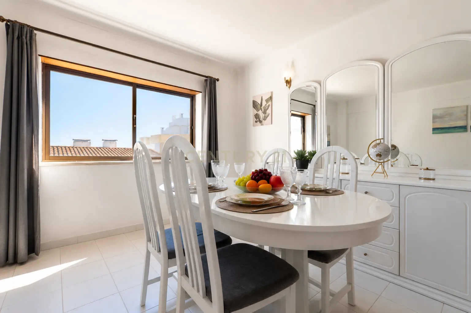 Fotografia 7 de T2 com lugar de garagem, Vista Mar e Vista Rio na Praia da Rocha