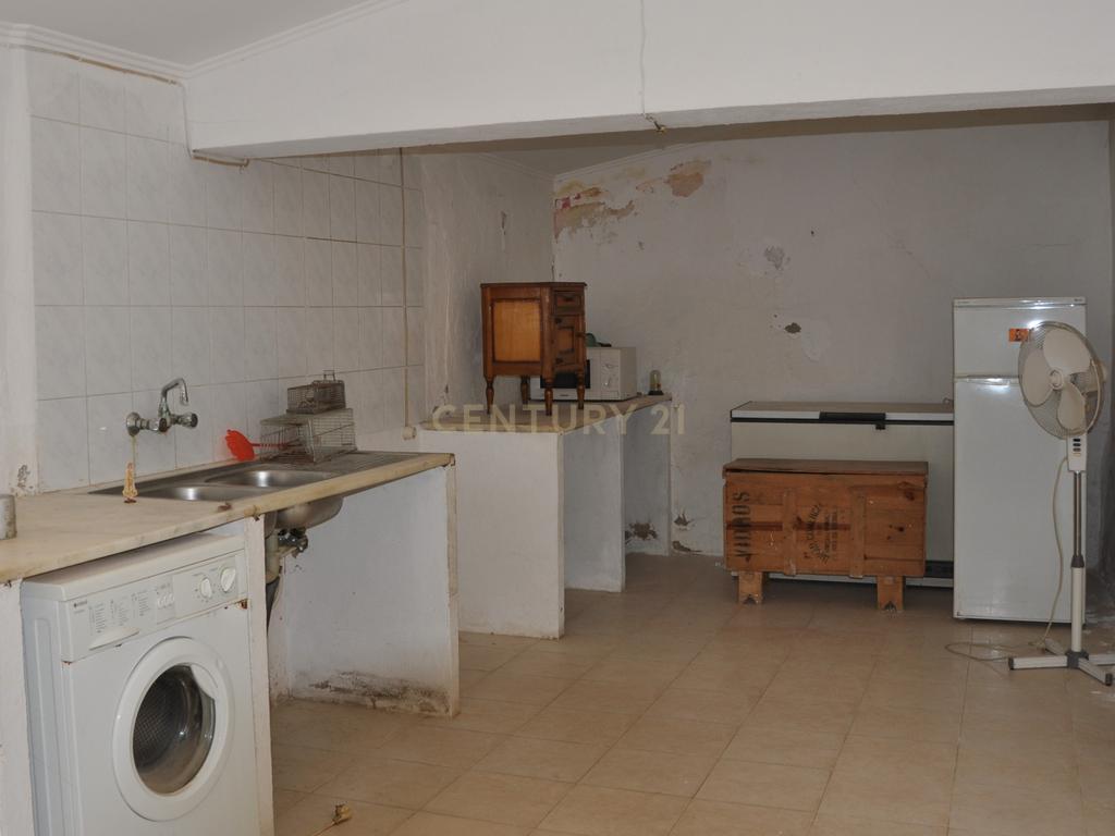 Casa em Évora com terreno a 500m da praia - Image 12