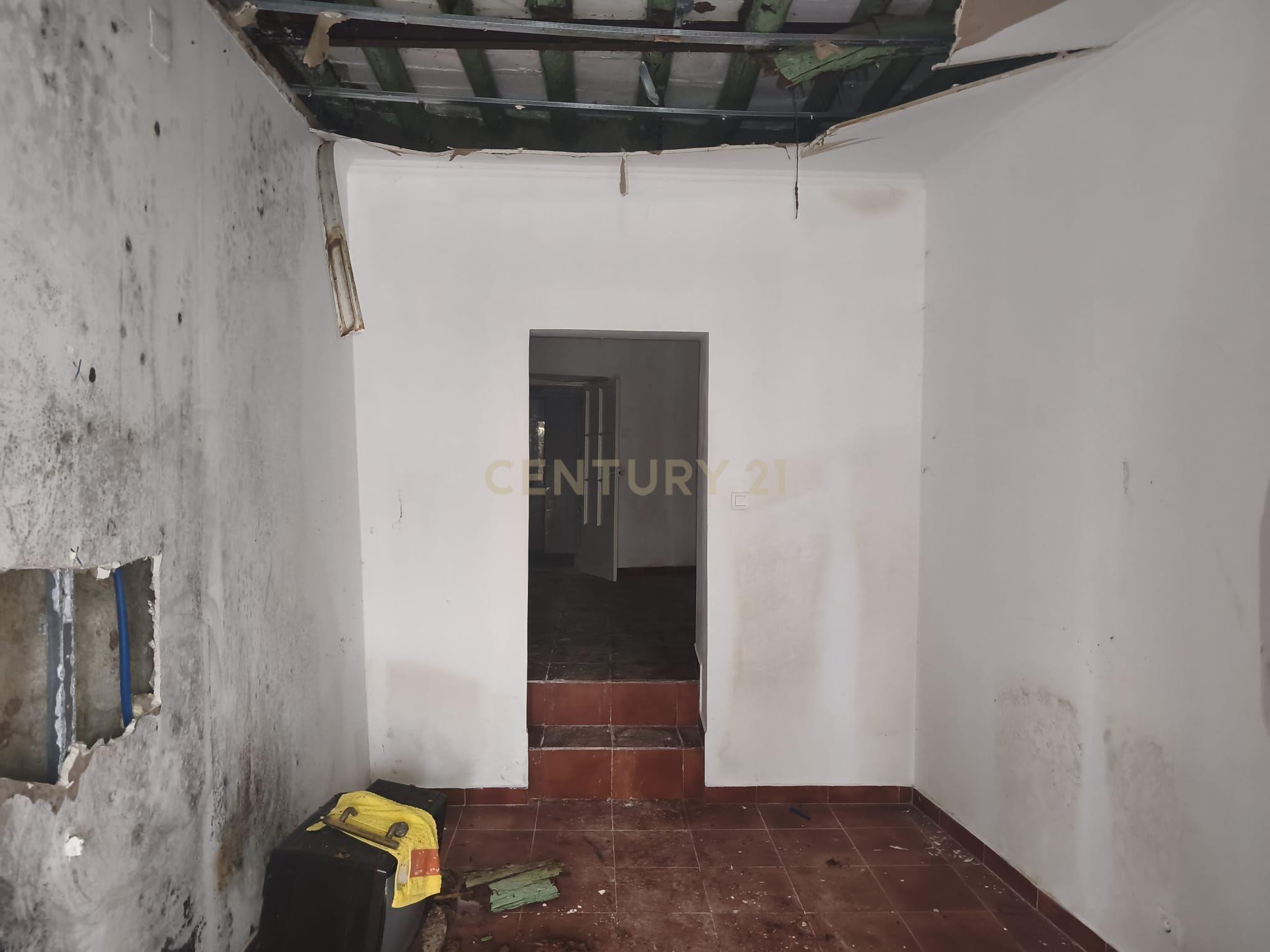 Fotografia 3 de Moradia  com Potencial em Assunção, Elvas - 125m²