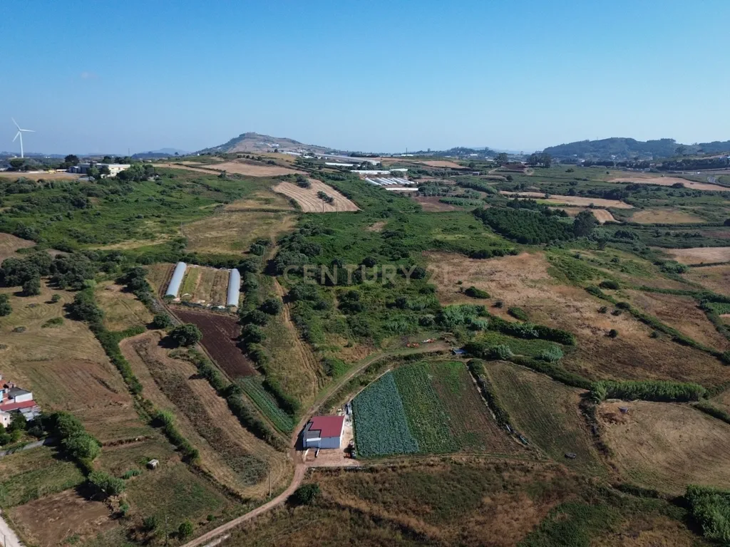 Terreno Rústico com 14.440 m² em Loures – Vista Desafogada, Exposição Solar e Acessos Diretos - Image 16