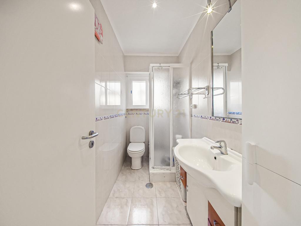 Moradia T4 em Agualva-Cacém (RESERVADO) - Image 23