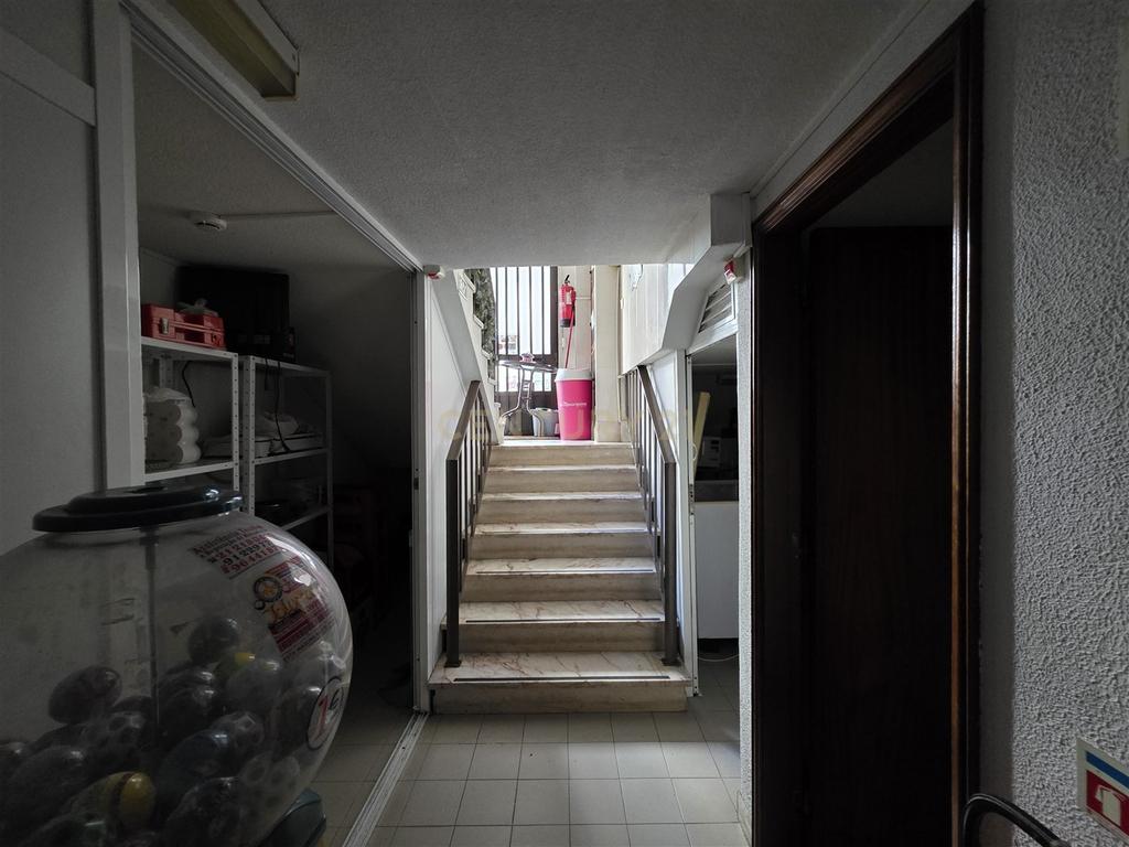 Trespasse de Café em Belas – Pronto a Funcionar | €25.000 - Image 26