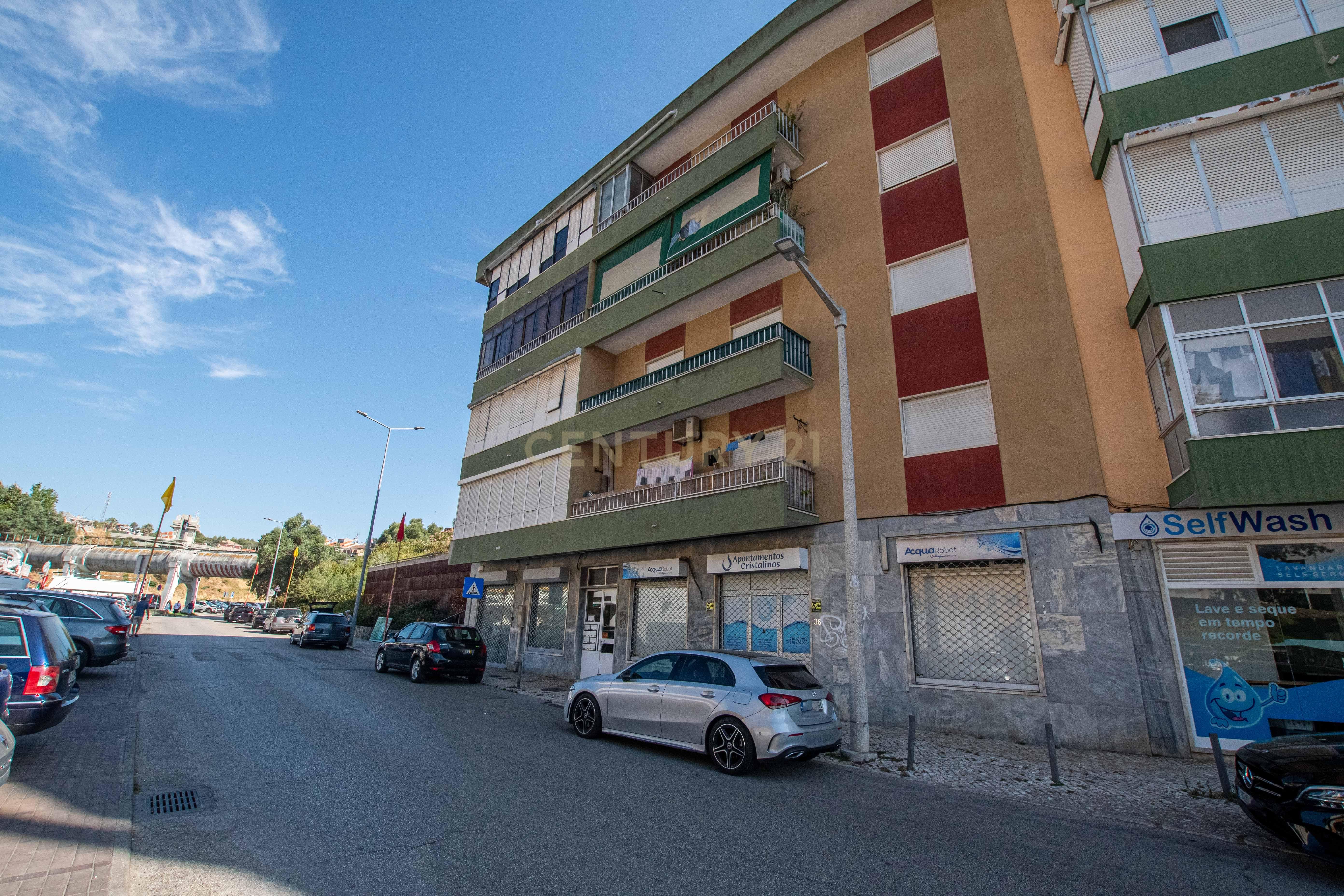 Fotografia 7 de Apartamento T3 Espaçoso | Forte da Casa | Excelente Localização