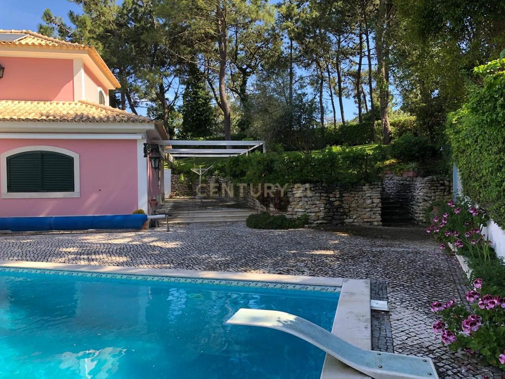 Casa Isolada em SOLTRÓIA  - Luxo e Conforto por 1.490.000€ - Image 2