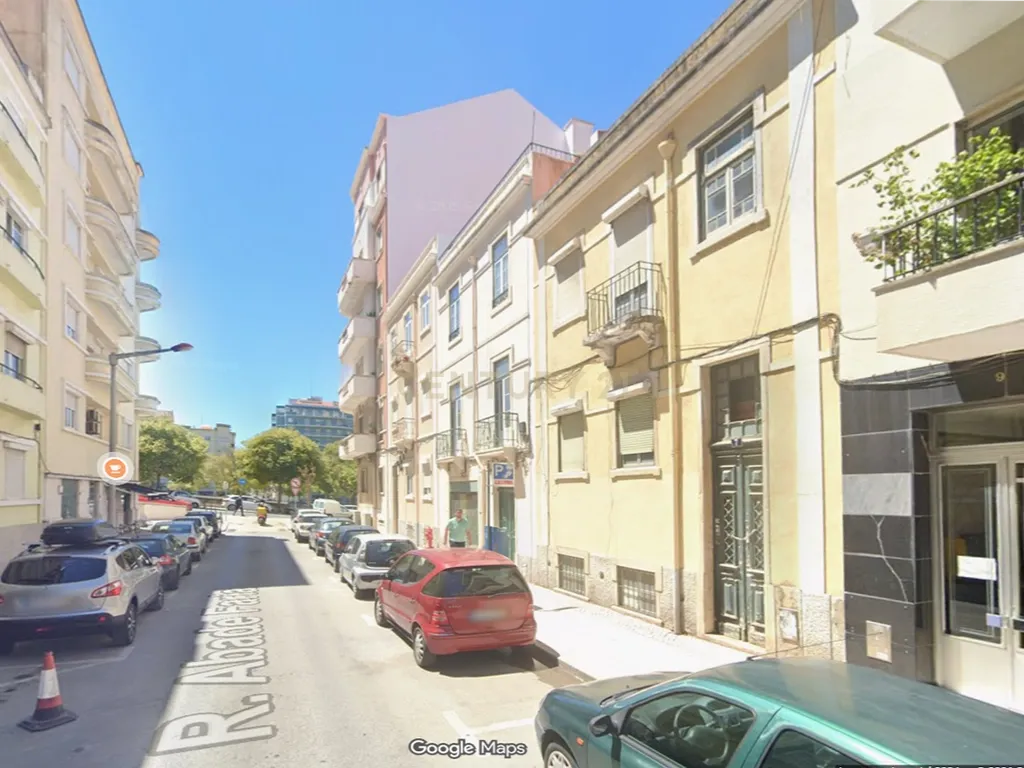 Edifício para Recuperação no Areeiro, Lisboa - Image 17