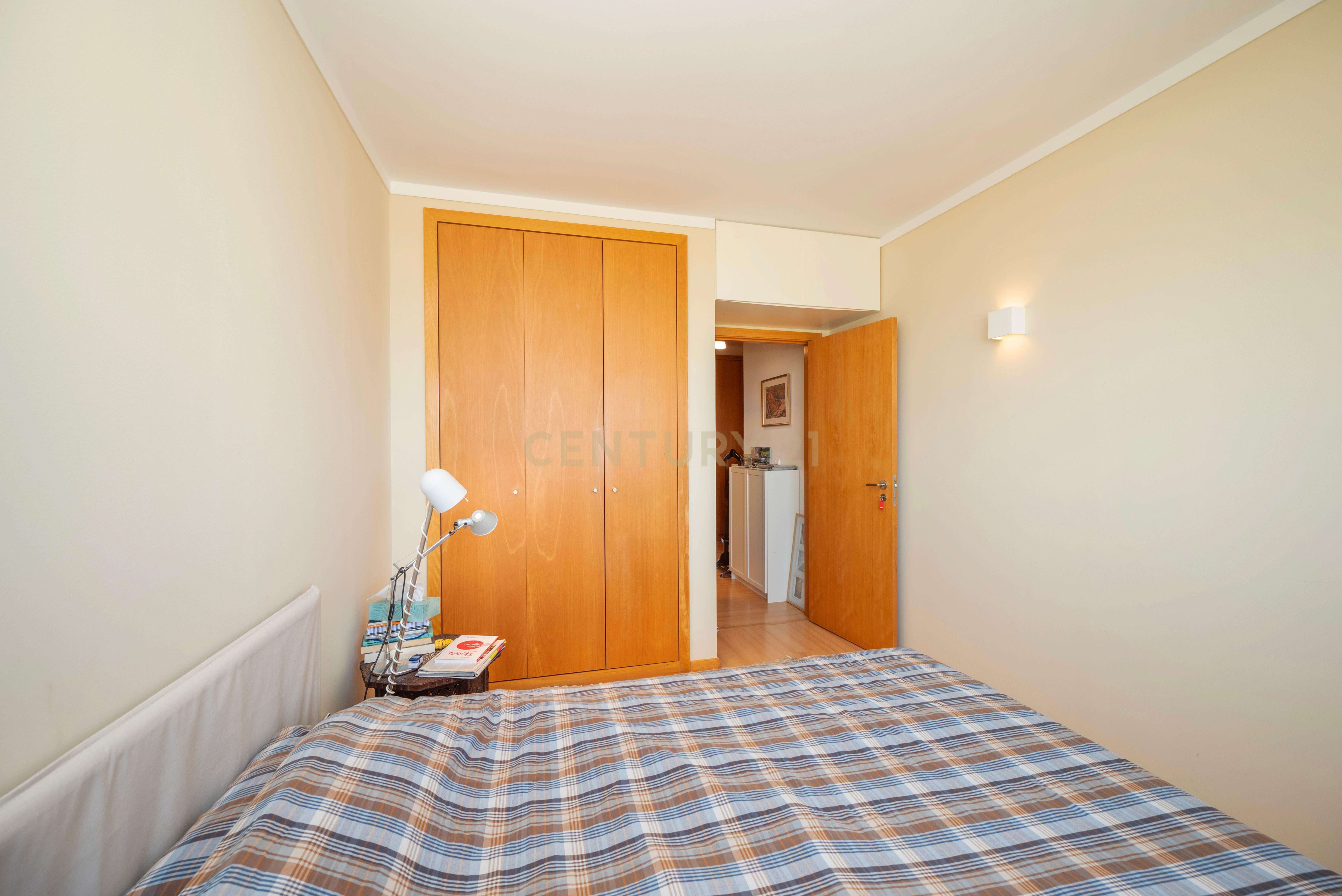 Apartamento T3 Luminoso com Vista Deslumbrante e Localização de Excelência – Parque Oeste / Quinta das Conchas - Image 16