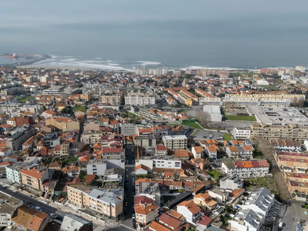 Terreno para Construção de apartamentos em Leça da Palmeira - Image 24