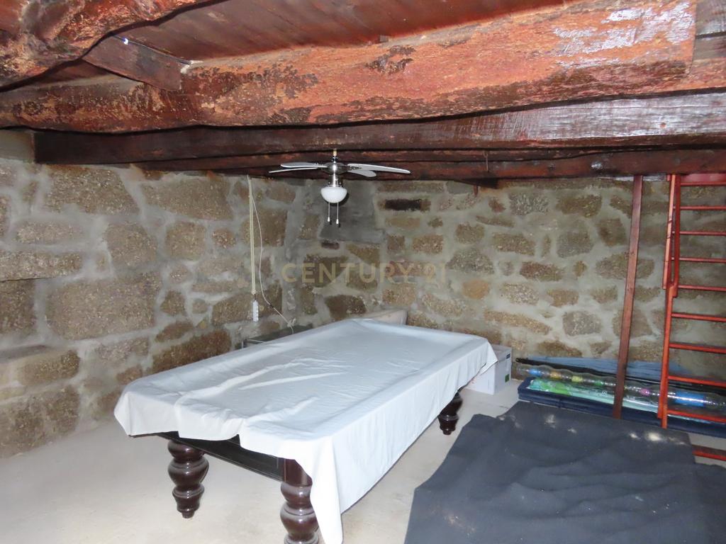 Moradia T2 em Travanca, Cinfães – Ideal para Habitação ou Férias - Image 41