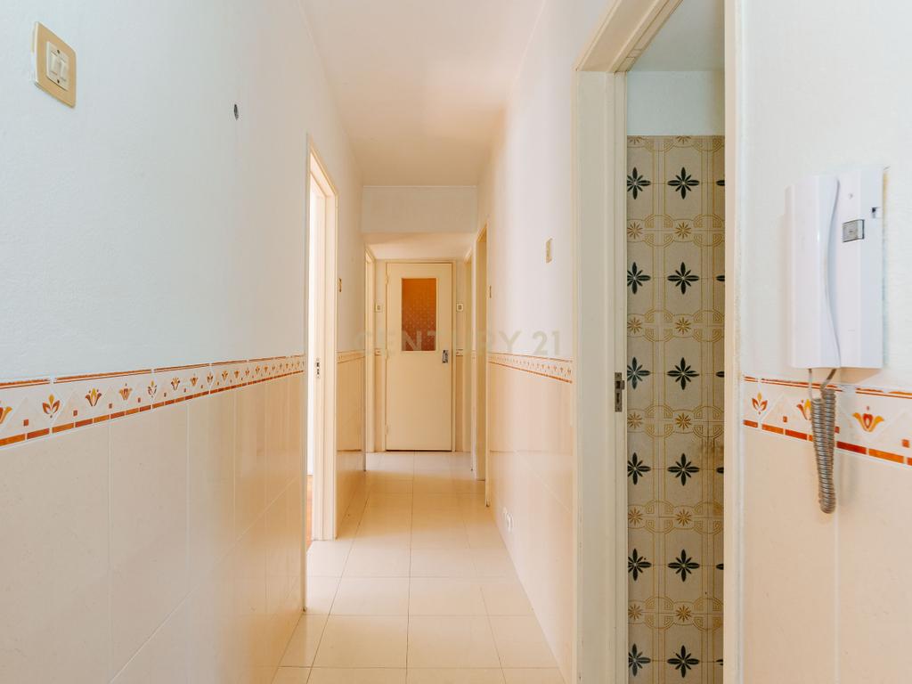 Apartamento T3 nos Olivais - Image 19