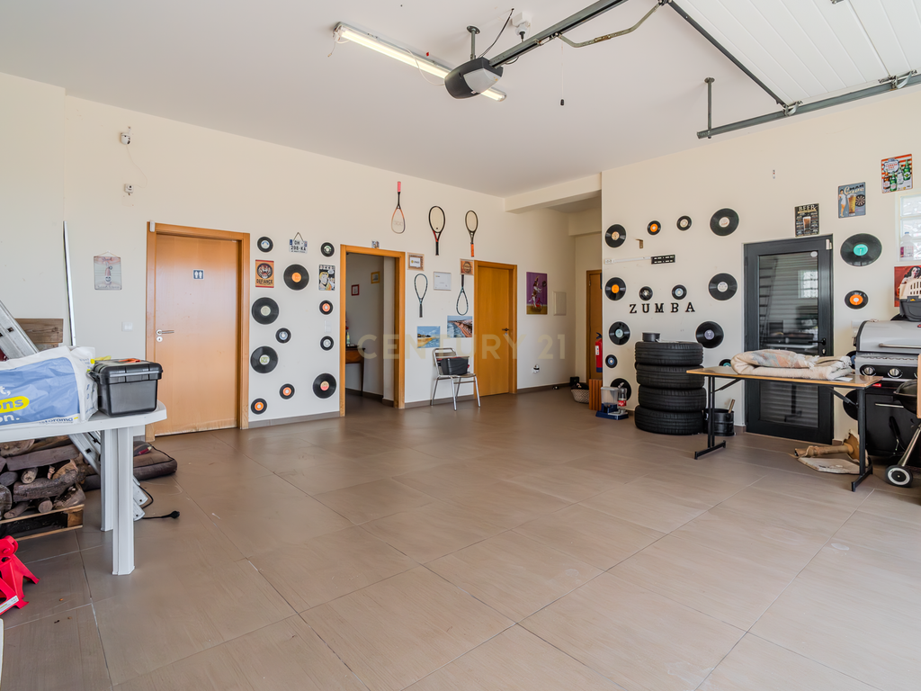 Moderna moradia geminada com vista mar - Ericeira - Image 23
