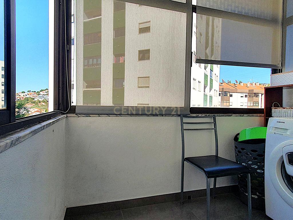 Apartamento T3 I Elevador I Centro Cidade Coimbra - Image 16