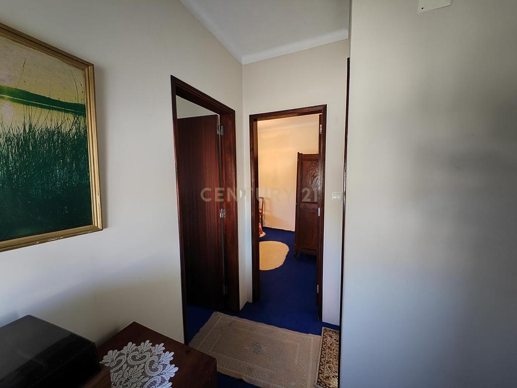 Moradia T3 com Terraço e Garagem – Peralva, Paialvo, Tomar - Image 12