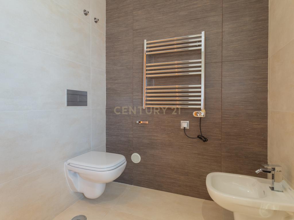 Luxuoso apartamento no Monte Estoril, Cascais com Vista Panorâmica e Acessos - Image 26