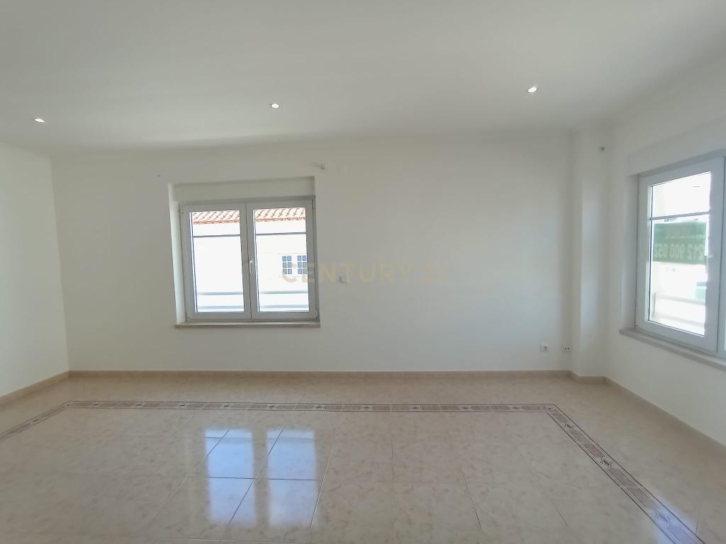 Apartamento T3 na Costa da Caparica - Image 22