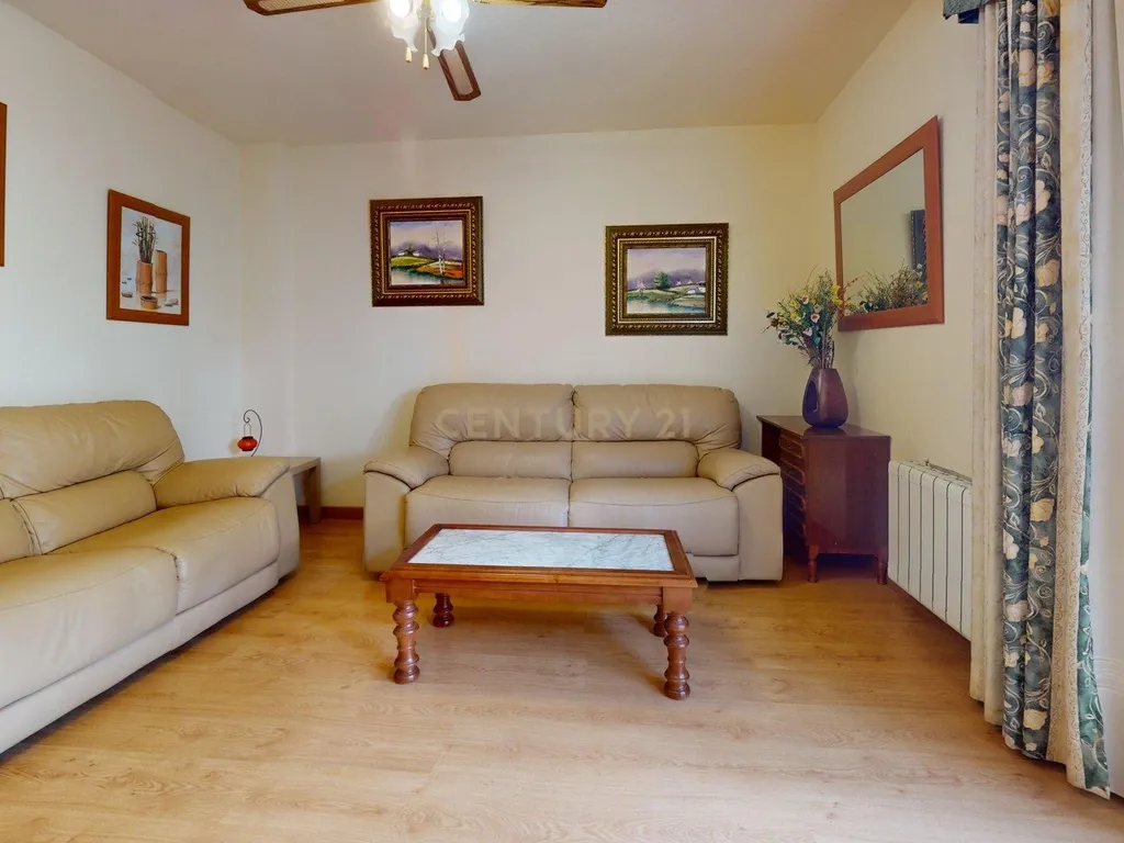 Casa Térrea em Alcalá de Henares, Madrid - 5 Quartos e 3 WC - Image 12