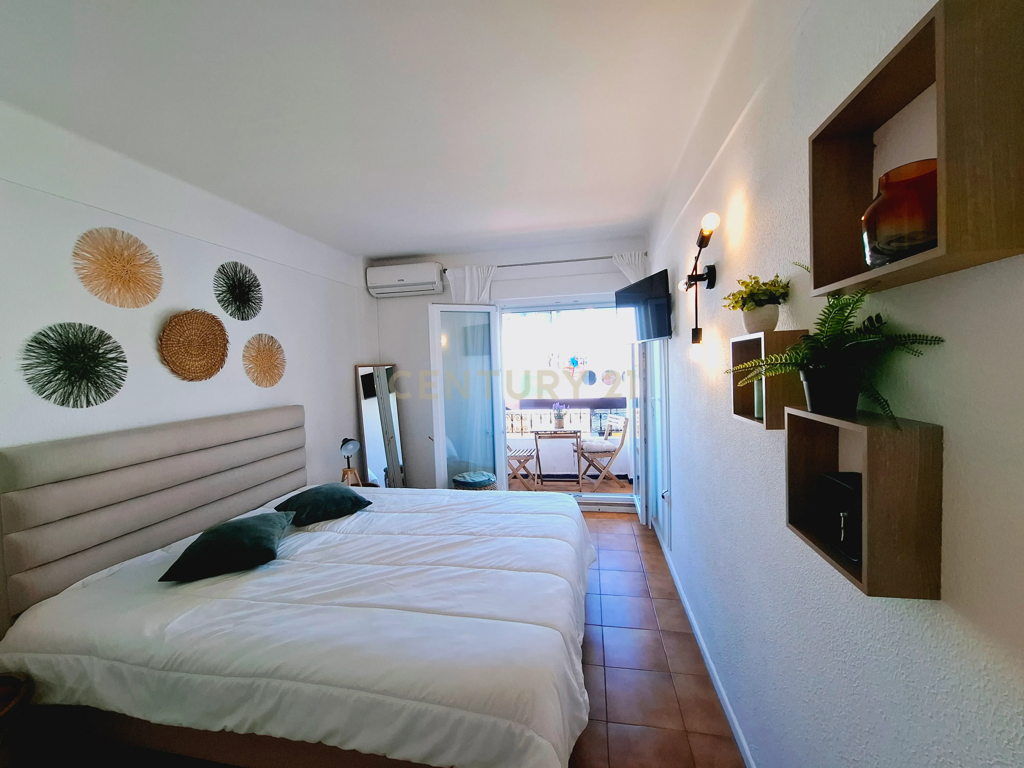 Fotografia 7 de Apartamento T1 Renovado a 150 Metros da Praia dos Pescadores – Albufeira