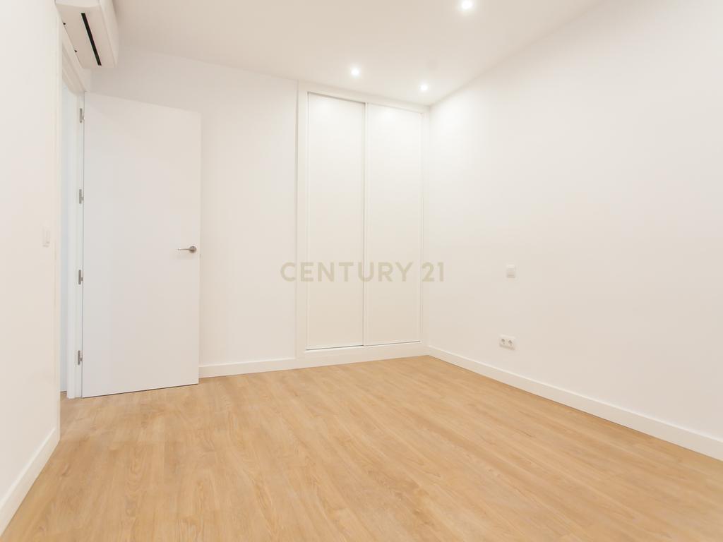  - Image 17
