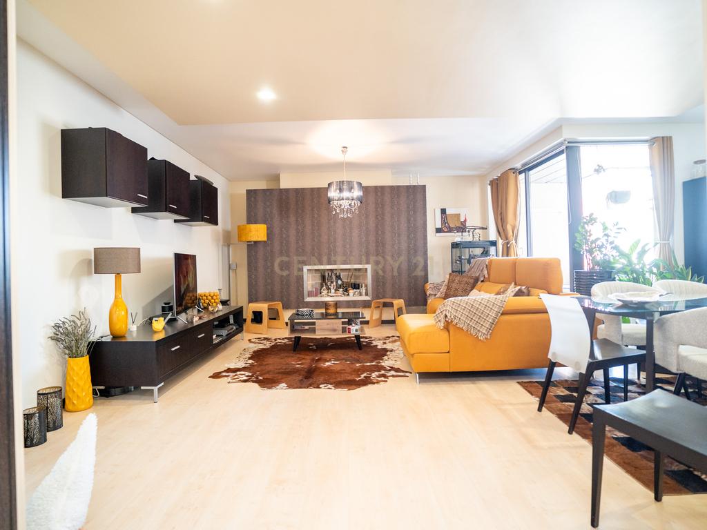 Moderno Apartamento T3 Condomínio Fechado, em Nossa Senhora de Fátima, Entroncamento - Image 4